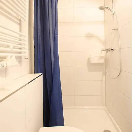 Haus Schünemann 3 *